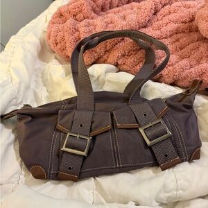 Y2K French Utility Chic – The ultimate cool-girl cargo bag.